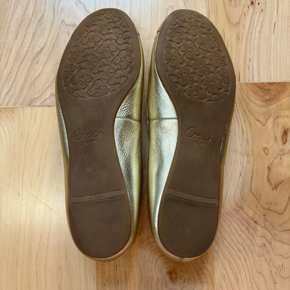 Coach Gold Doreen Tumbled Flats Shoes Studded Cap Toe 8 B